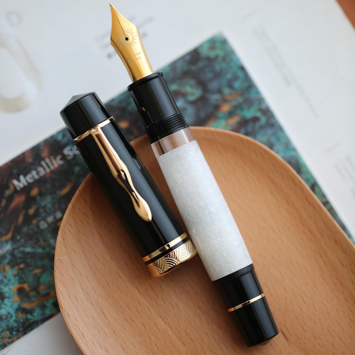Majohn P139 NO.8 Fine Nib Piston Fountain Pen with Box, Brass Piston System Large Capacity Writing Pen