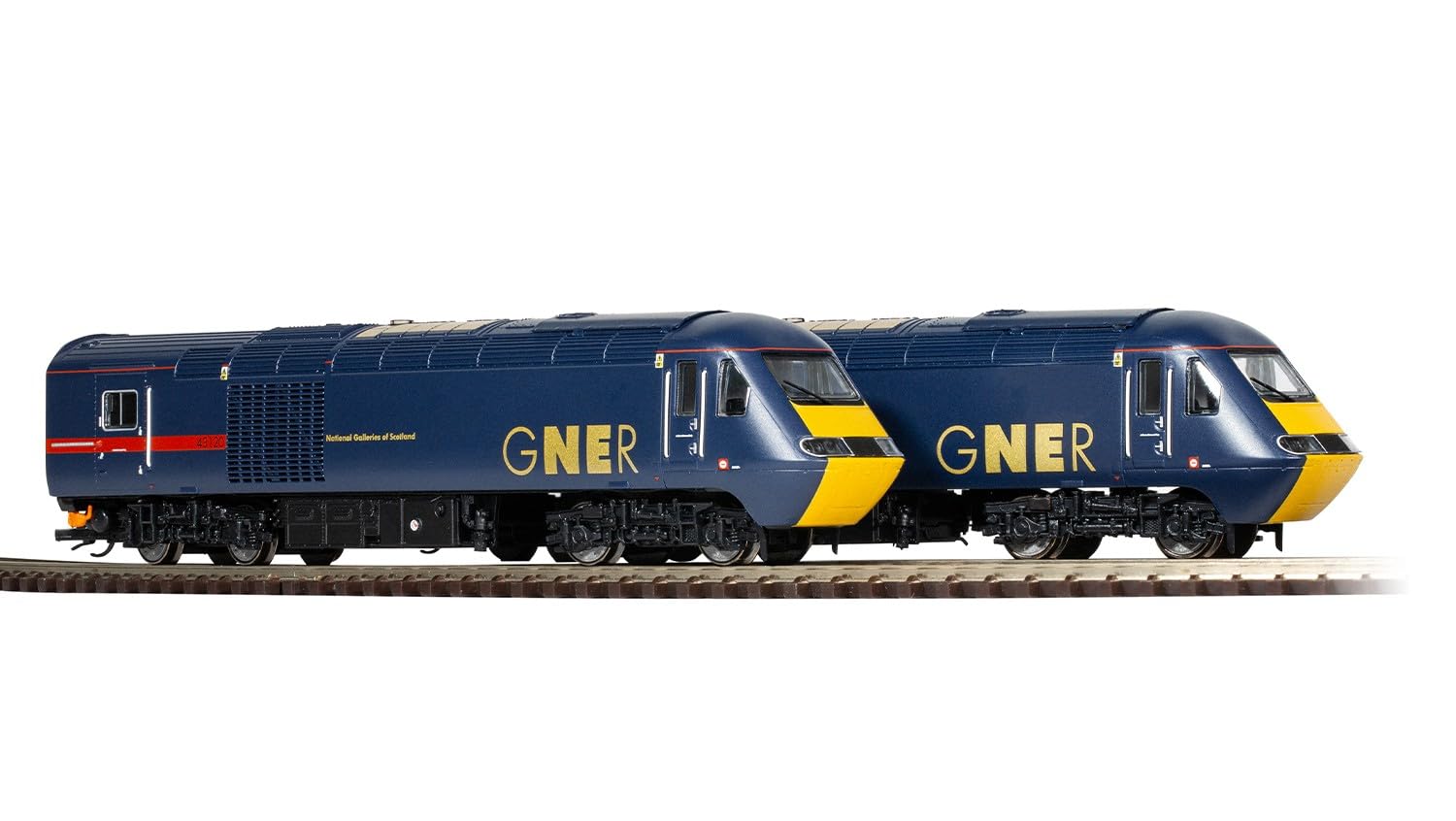 Hornby TT TT3047M GNER Class 43 HST Train Pack 43120 + 43115