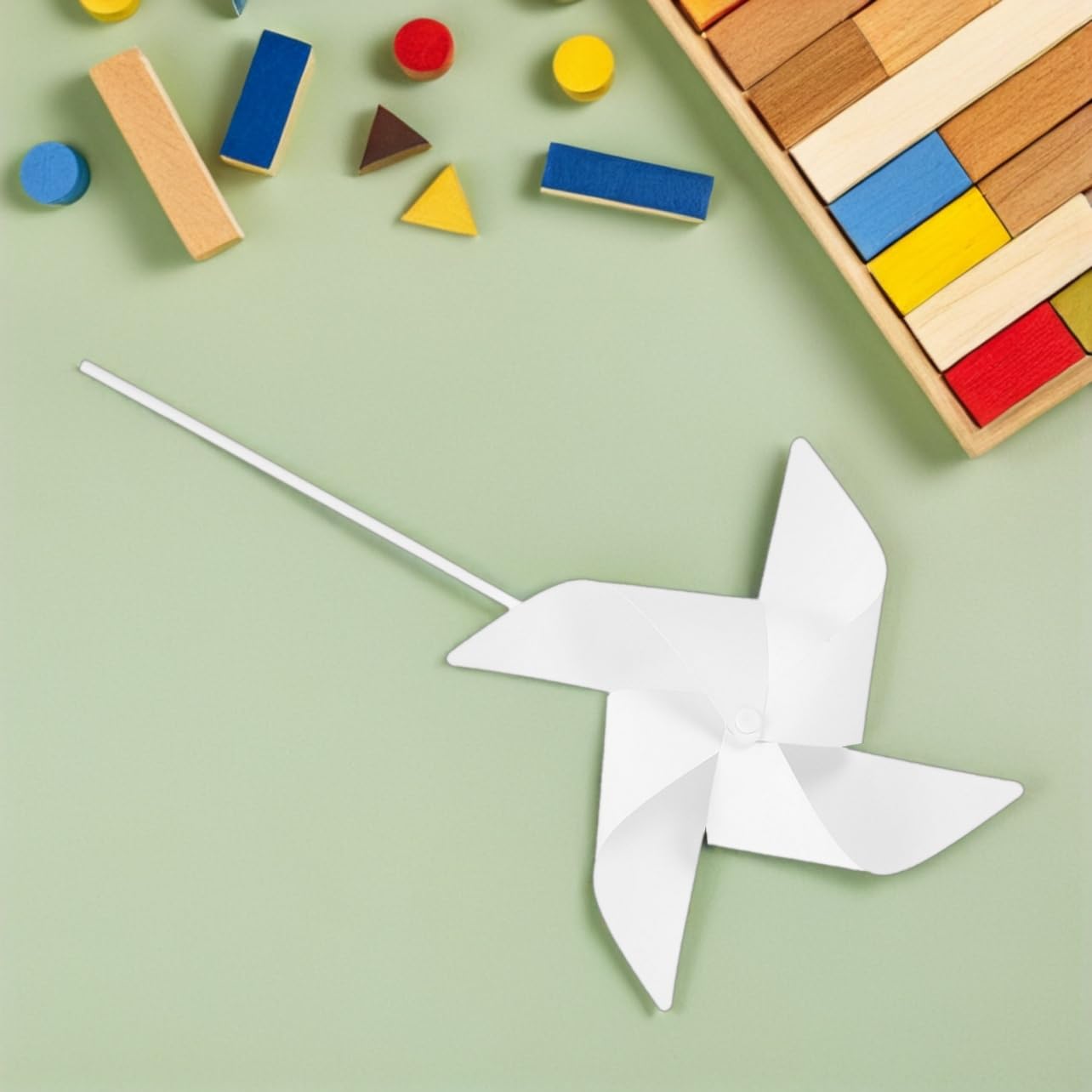 SUPVOX Kit Fai da Te 30 Pezzi Girandole di Carta Bianche per Bambini, Decorazione Creativa e Attività di Gruppo per Festa Estiva All'aperto