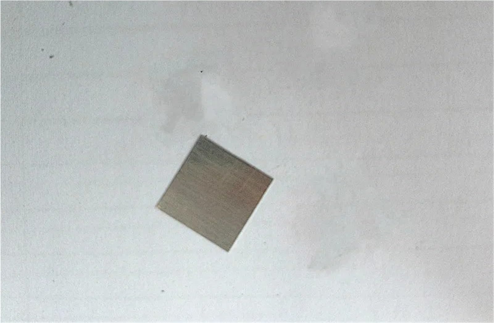 sujeniir Pure Platinum Tablet, Platinum Plate Electrode, Purity: 99.99%, Specification: 15 * 15 * 0.3 mm.