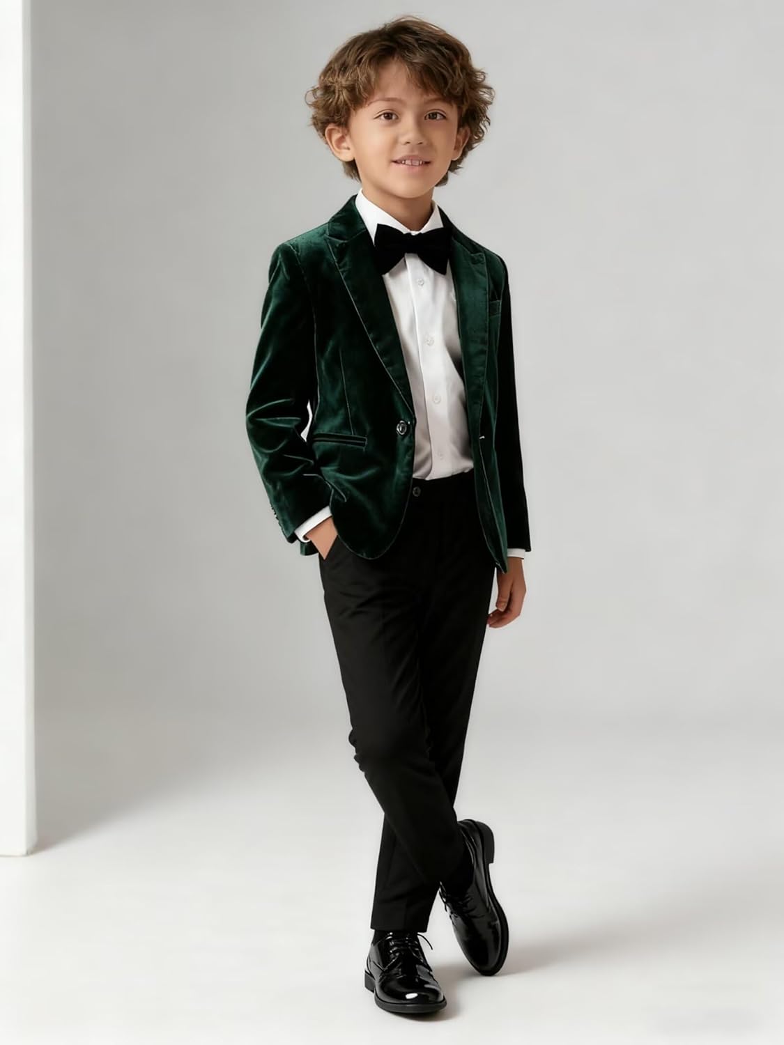 ORBITRAY Boys Blazer Slim Fit Kids Suit Tuxedo Formal Wedding Outfit Classic Velvet Blazers Single Breasted