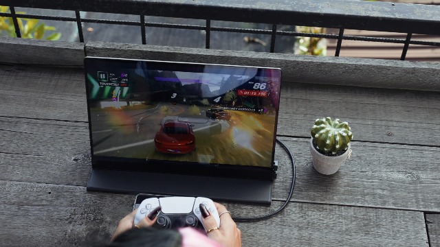 Amazon.com: UPERFECT OLED Portable Monitor 16