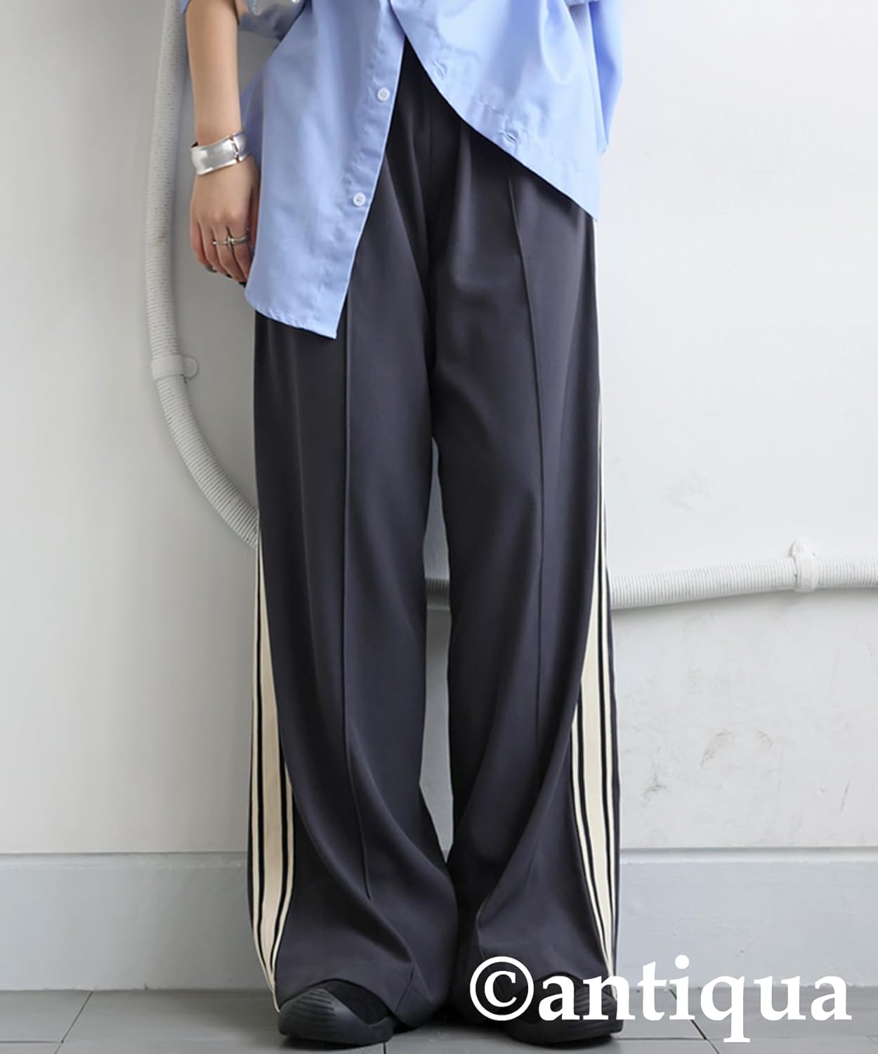 [antiqua] [アンティカ] トラックパンツ レディース サイドライン ワイド PY-00808