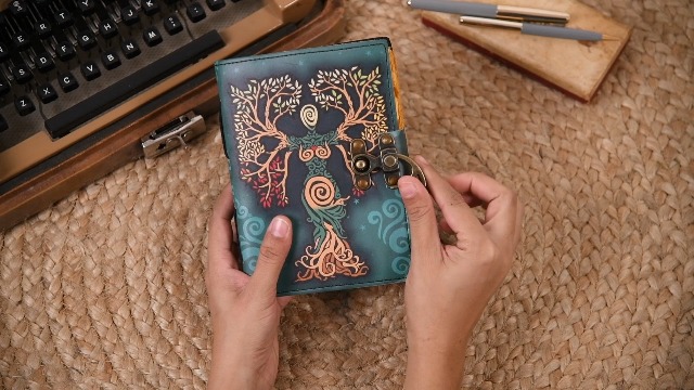 CRAFT JUNKY Vintage Leather Journal Diary for Women and Men Travel