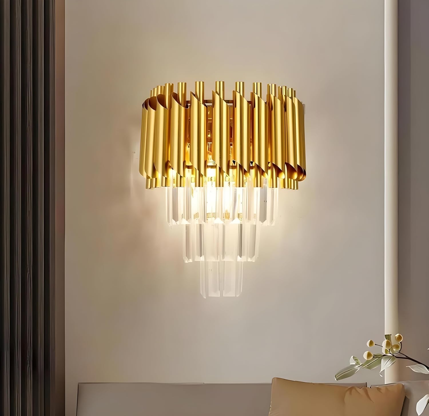 Kinis Gold Wall Lamp - Luxurious Lighting -4