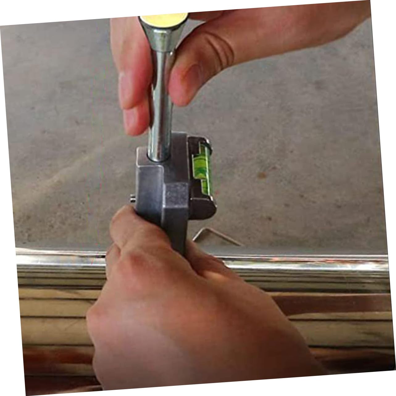 Strumento Carbonio per Tubo e Trovare del Centro Acciaio al Argento Design Versatile Leggero, Marcatore Centrale per Lavori di Costruzione