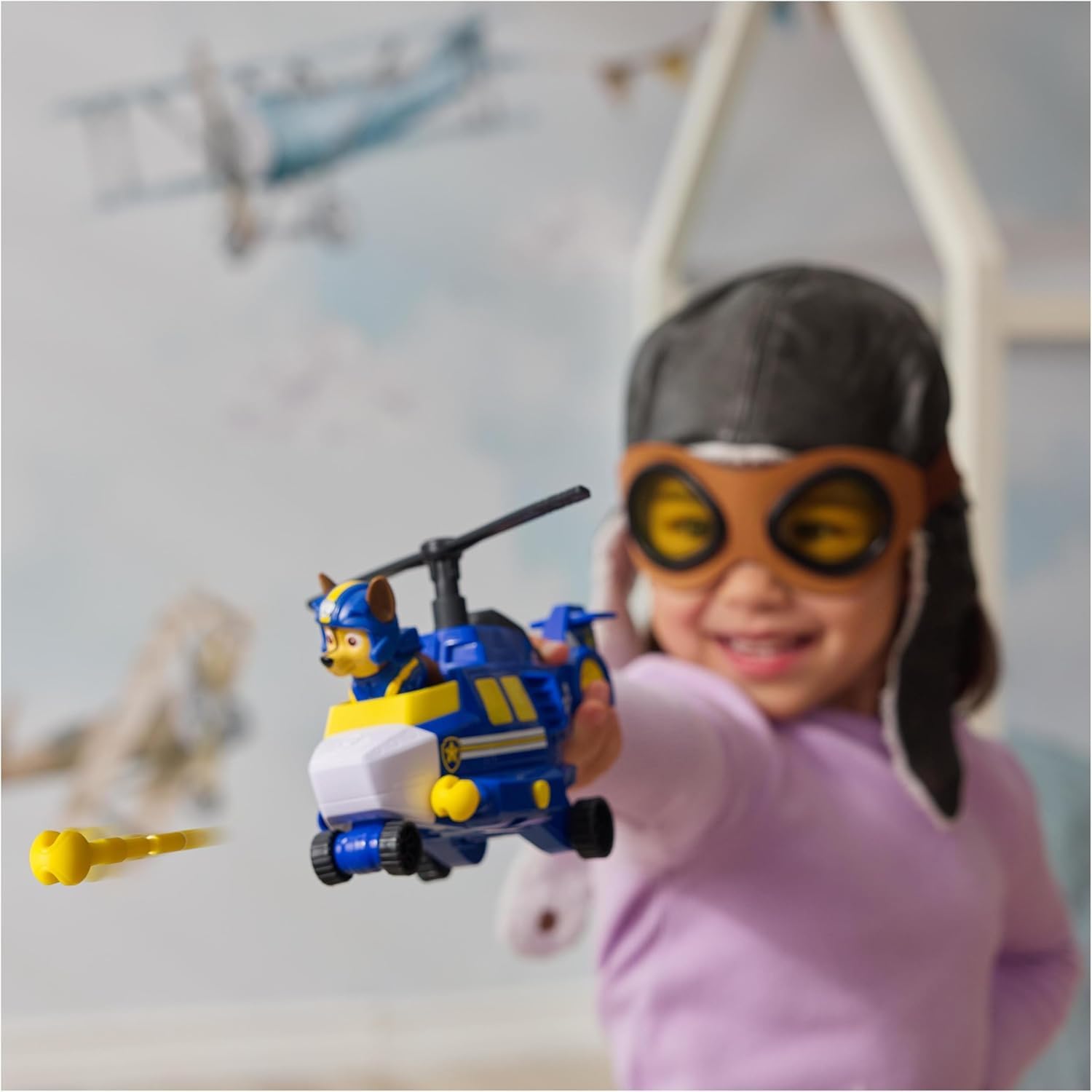 Psi Patrol: Figurka Chase'a z serii Air Rescue, figurka i helikopter z wyrzutnią pocisków i 2 pociskami