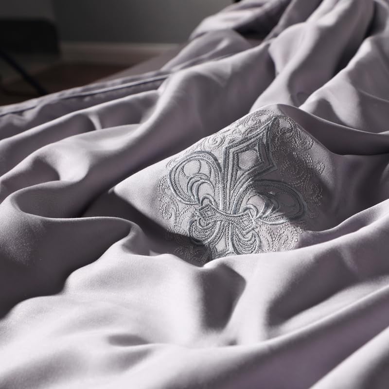 Delicate Embroidery 100% Tencel Quilt Lightweight Bedding Quilted Blanket Thin Comforter Bed Cover All Season Soft As Mulberry Silk 4.8lb (Grey, Queen 200x230cm)