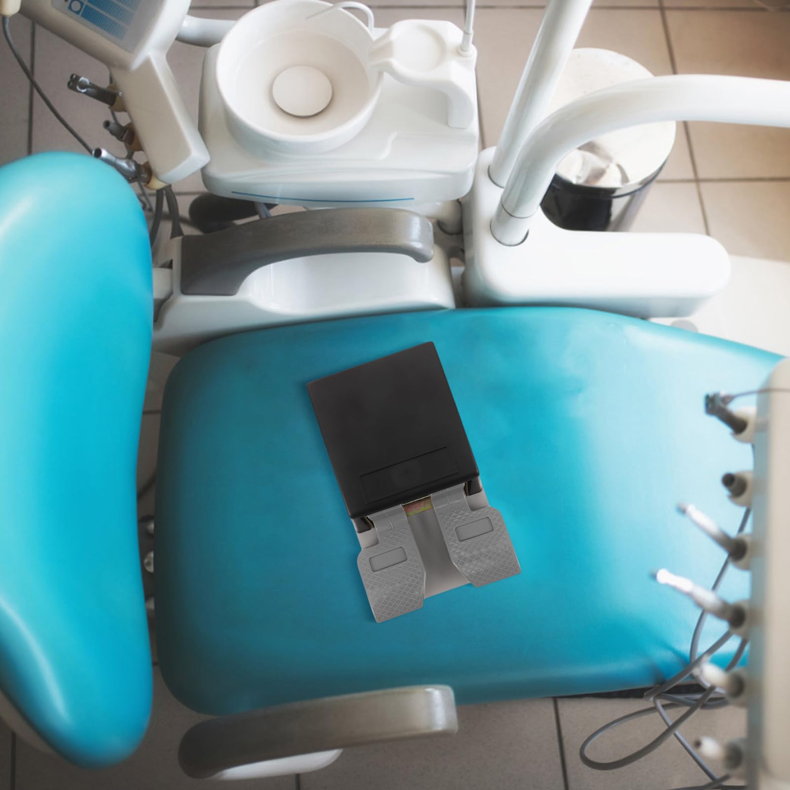 Ciieeo Fußpedal Steuerschalter für Zahnärztliche Behandlung mit Ergonomischem Komfort und Wasserdichtem Kunststoff Metall Gehäuse für Zahnärzte und Kliniken