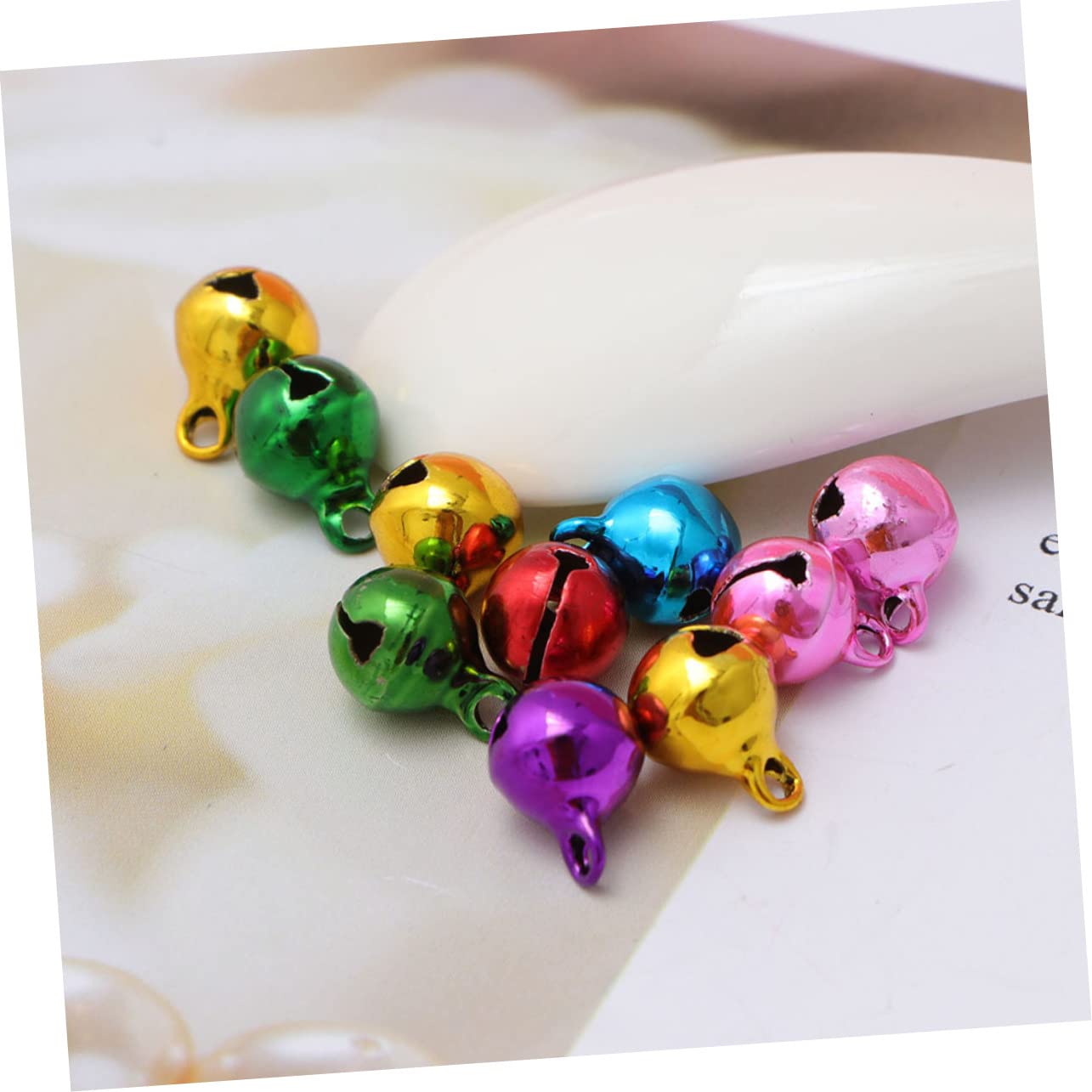 Amosfun 450 Pz Campane Natalizie in Ottone Tintinnare Il Campanello Della Slitta Campane Di Ghirlanda Di Natale Ciondolo Campanello Natalizio Ornamenti Di Stelle Di Natale Rame