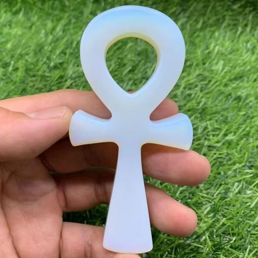 Collier croix égyptienne en opalite au quotidien | Idéal pour sublimer vos tenues boho