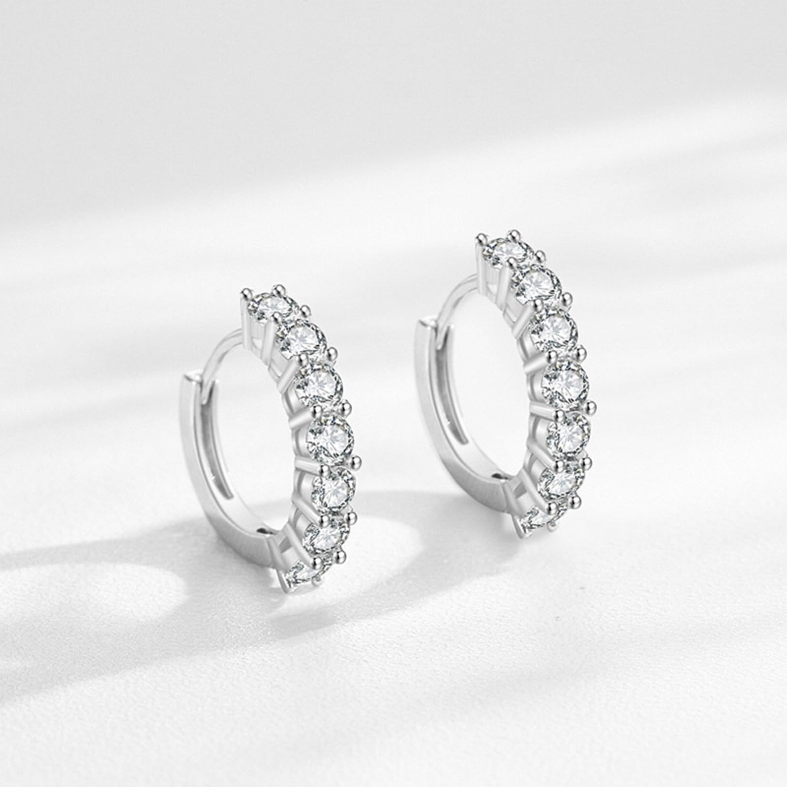 Pendientes de aro de oro blanco de 14 quilates para mujer, moissanita blanca, aretes diarios para mujer, oro, círculo