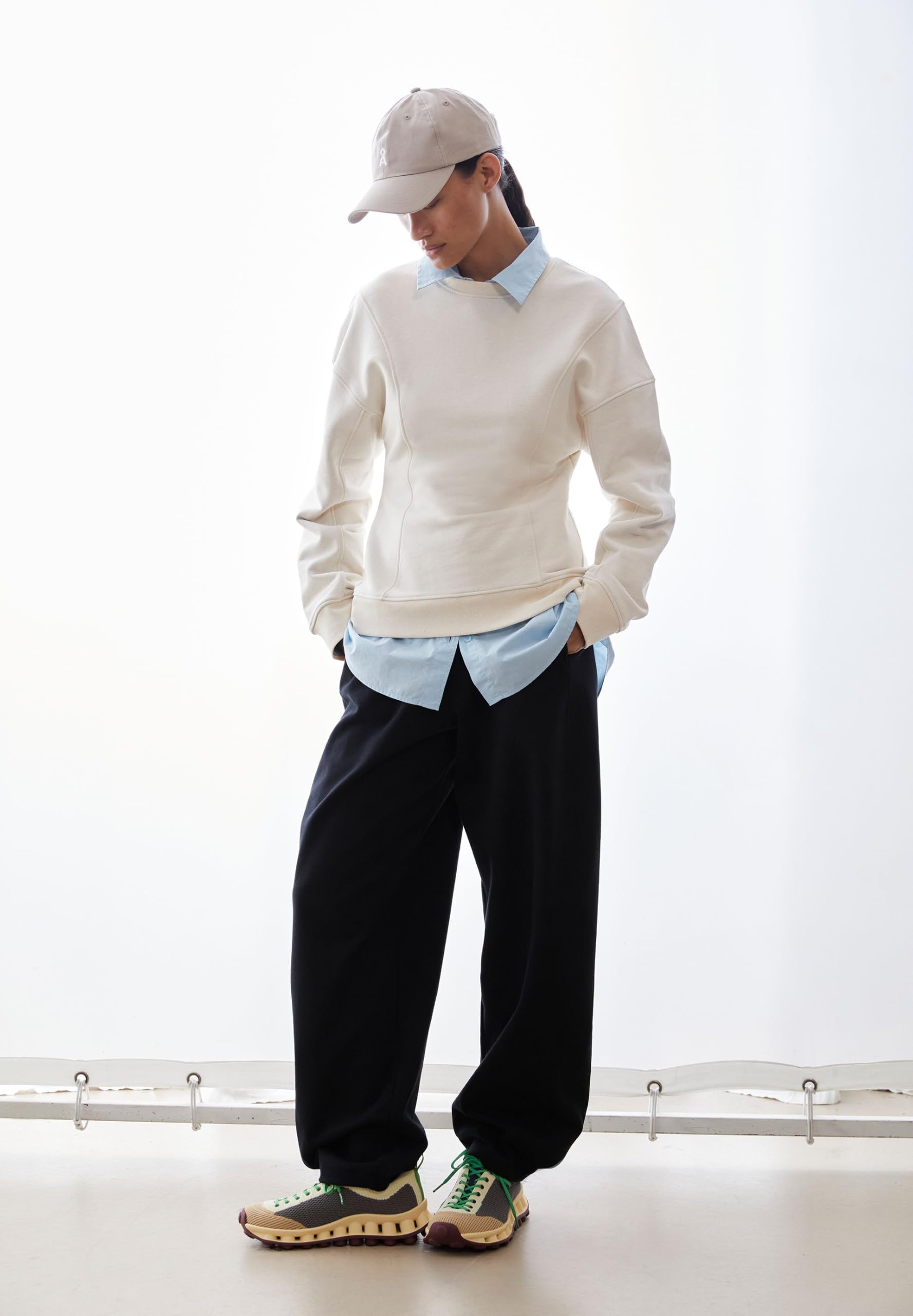 ARMEDANGELS Felpa da donna in misto cotone UN-Wasted Barrel Fitted