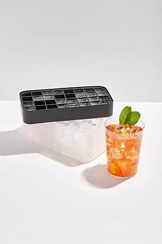 Miniatura 2 de W&P Bandeja de silicona para cubitos de hielo con tapa, capacidad para 96 cubos, diseño apilable que ahorra espacio, apta para lavavajillas, carbón