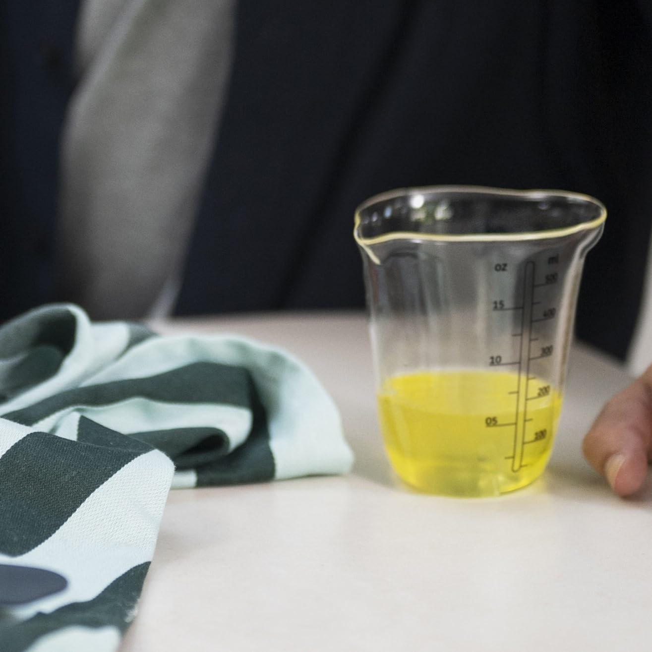 Mepal Szklany Dzbanek z Miarką i Pokrywką Chef it, Łatwa do Odczytania Skala, Bezpieczny w Mikrofalówce i Piekarniku, Nadaje się do Zmywarki, 500 ml, Nordic sage