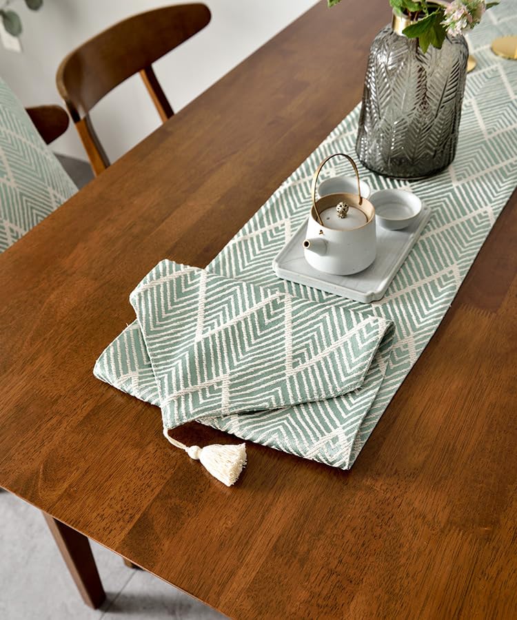 Chemin de table vert jacquard géométrique 30x198 cm avec pompons - 5