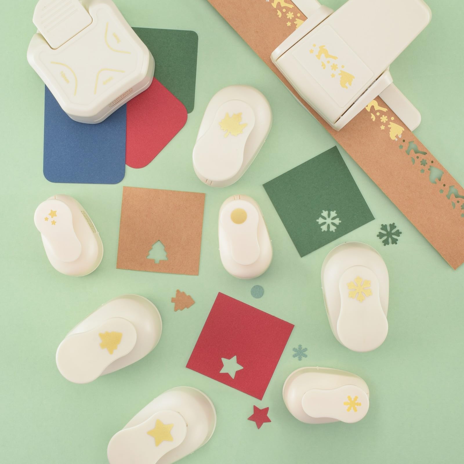 Vaessen Creative Zestaw wykrawaczy z motywem - Boże Narodzenie - 9 sztuk - papier kolorowy i materiały do majsterkowania do 250 g/m² - do majsterkowania z papierem i scrapbookingu, biało-złoty