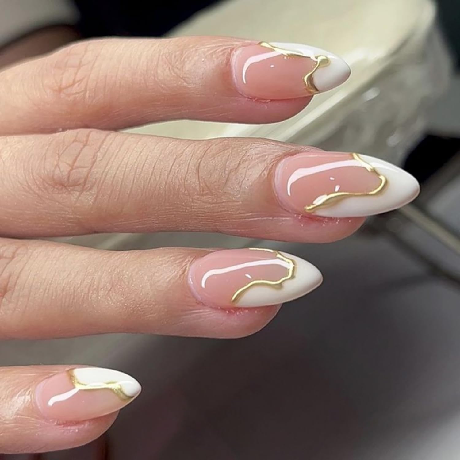 24Pcs French Tip Press on Nails Short Almond Fake Nails with 3D Gold Stripe Designs White French False Nail Tips Full Cover Glue on Nails for Women