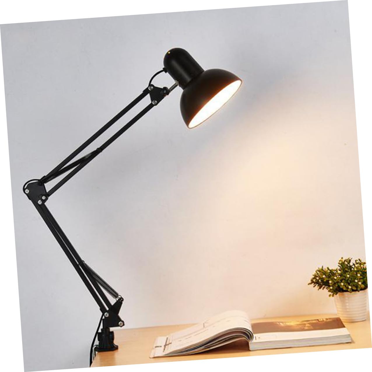 Lampada da Tavolo con Morsetto Braccio Snodabile Nero Opaco Lampada Scrivania LED con Montaggio Pinza per Ufficio e Casa con Molla in Acciaio e Controllo Tensione senza Lampadina