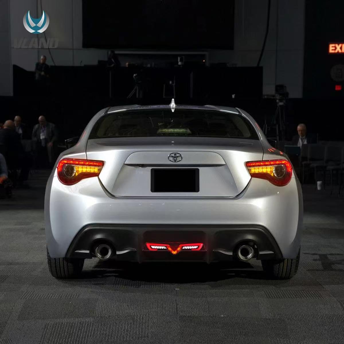 トヨタ86 gt86 ZN6 純正リアバンパー　ライトつき 86 ZN6 リアバンパー TYPE-2 （専用LEDバックランプ＆専用リア