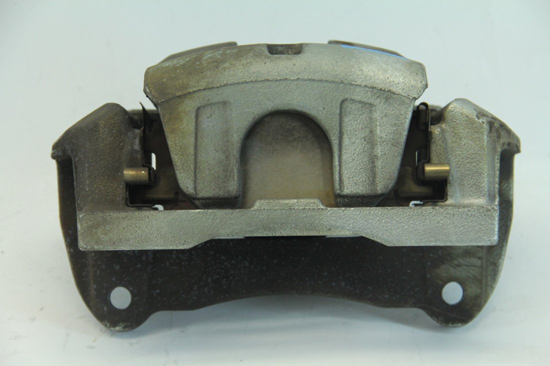 Amazon.com: Lexus 47750-48140, Disc Brake Caliper : Automotive 