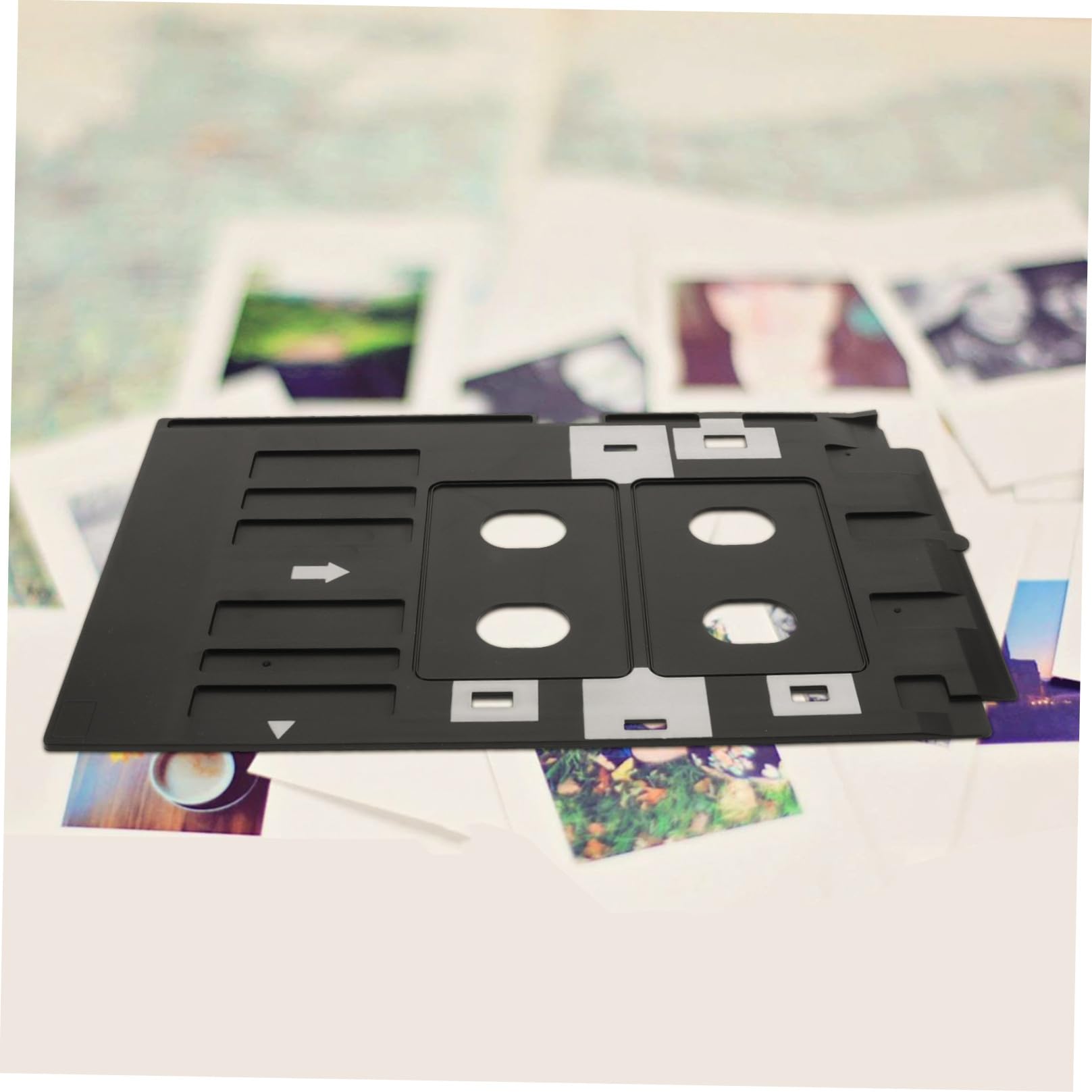 Vassoio in Pvc Nero per Carte Stampante, Resistente e Antiusura, Dimensioni 86x54 Mm, per Ufficio e Scuola, Accessorio Professionale per Stampa Tessere