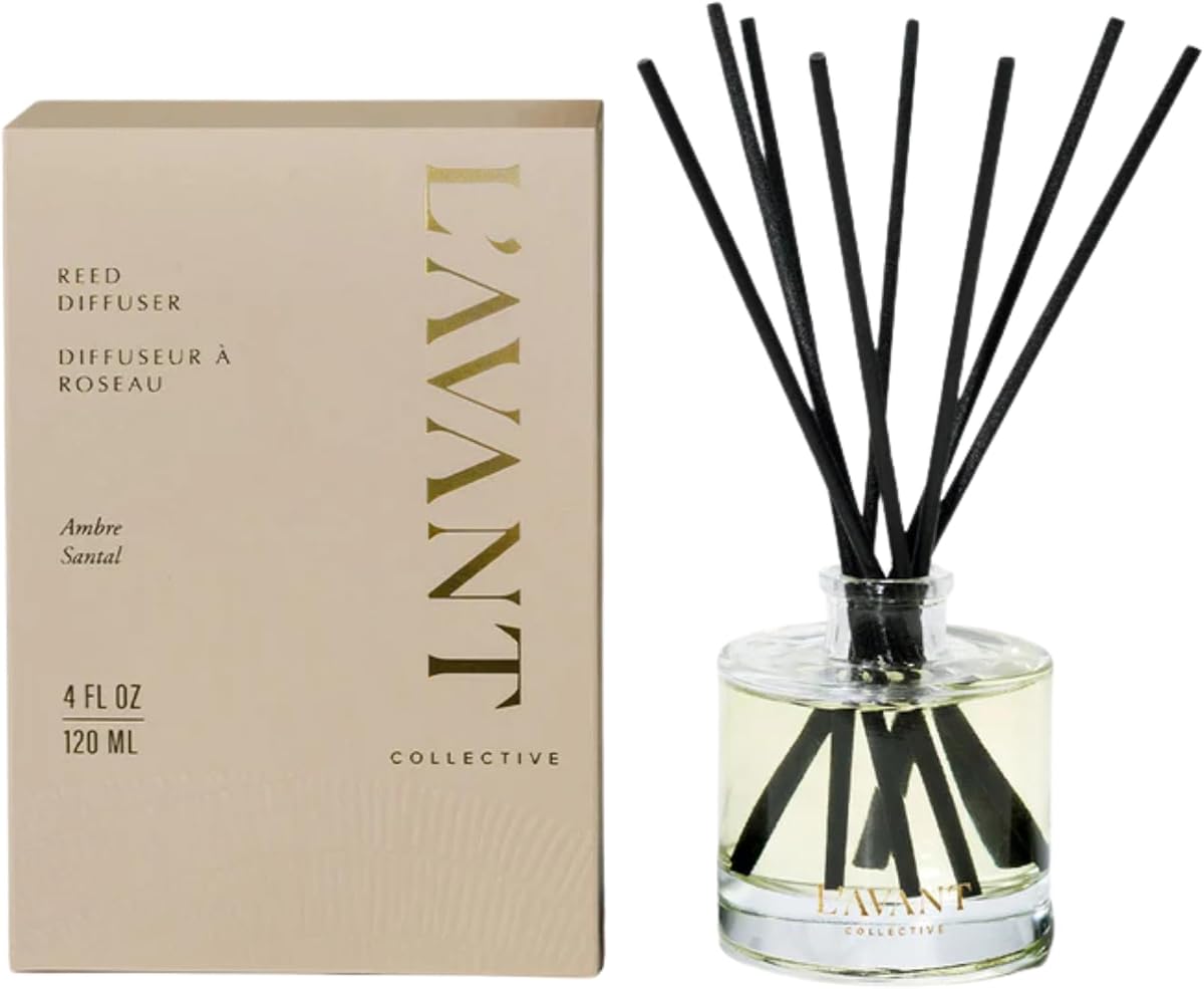 Difusor de varillas de lujo L'AVANT Ambre Santal, fragancia a base de plantas, 4 oz | Fragancia Ambre Santal, cedro ámbar sándalo, aceites vegetales, difusor sin llama, aroma 2-3 meses, recipiente decorativo