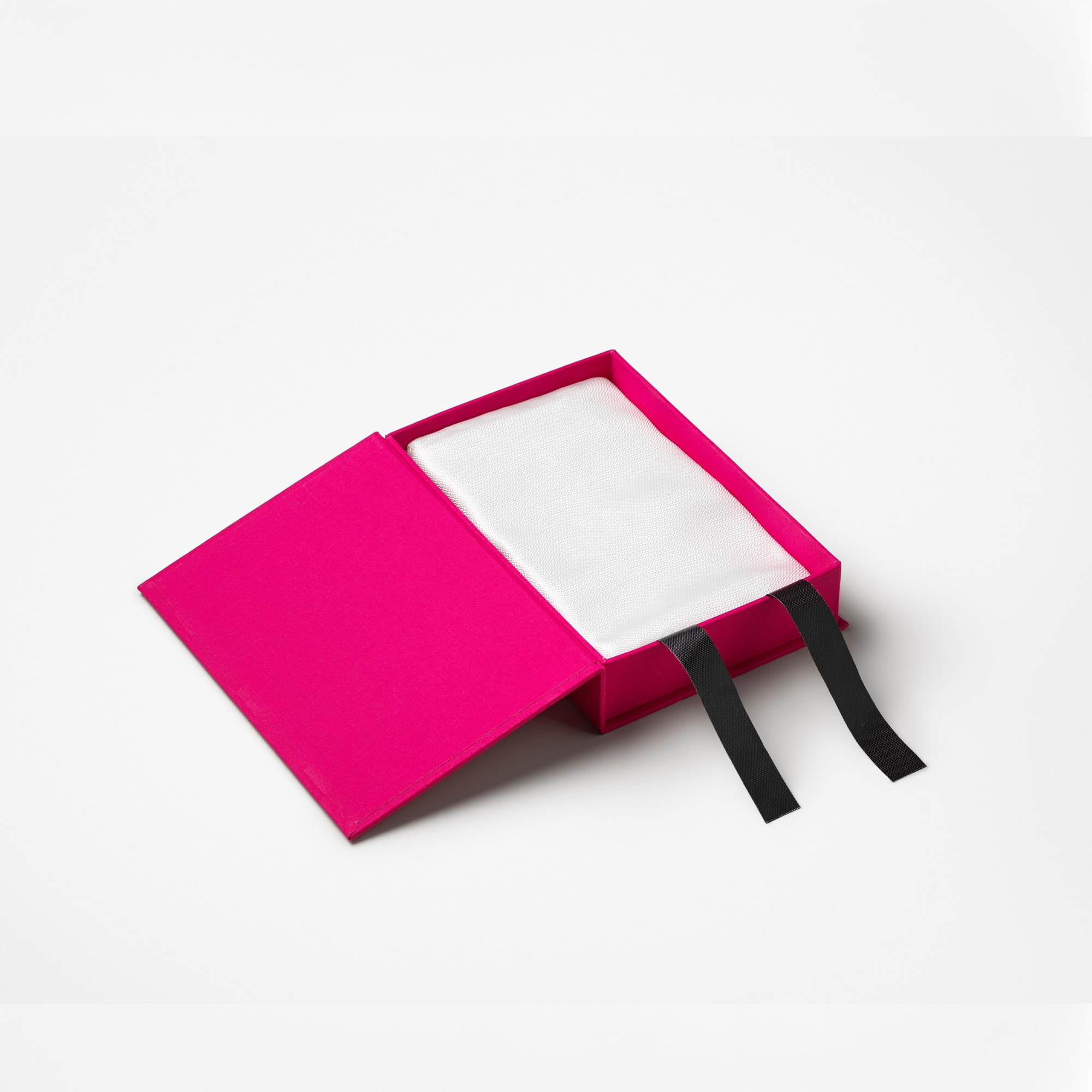 PrintWorks Manta ignífuga Cerise para el hogar, cubierta de seguridad de emergencia Minimaslitc en elegante caja de almacenamiento discreta estilo libro