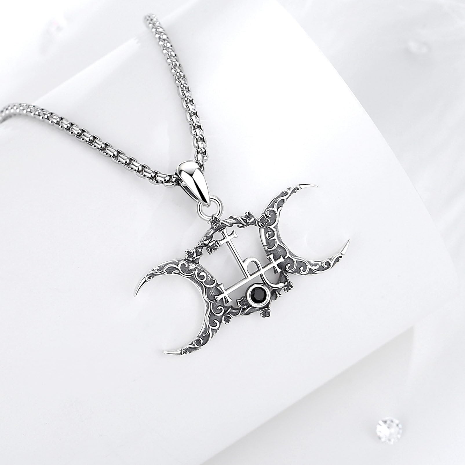 Collar Sello de Lilith Triple Luna Diosa para Mujer Plata de Ley 925, Vintage Lilith Witcher Collars Wicca Colgante Runas Joyería Amuleto de la Suerte Regalo para Mujer, 50CM