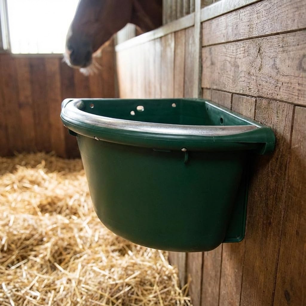 Suinga Comedero Esquinero para Caballos 20L, Borde Antidesperdicio de Metal Galvanizado, Tapa - Comedero para Caballo Equinos