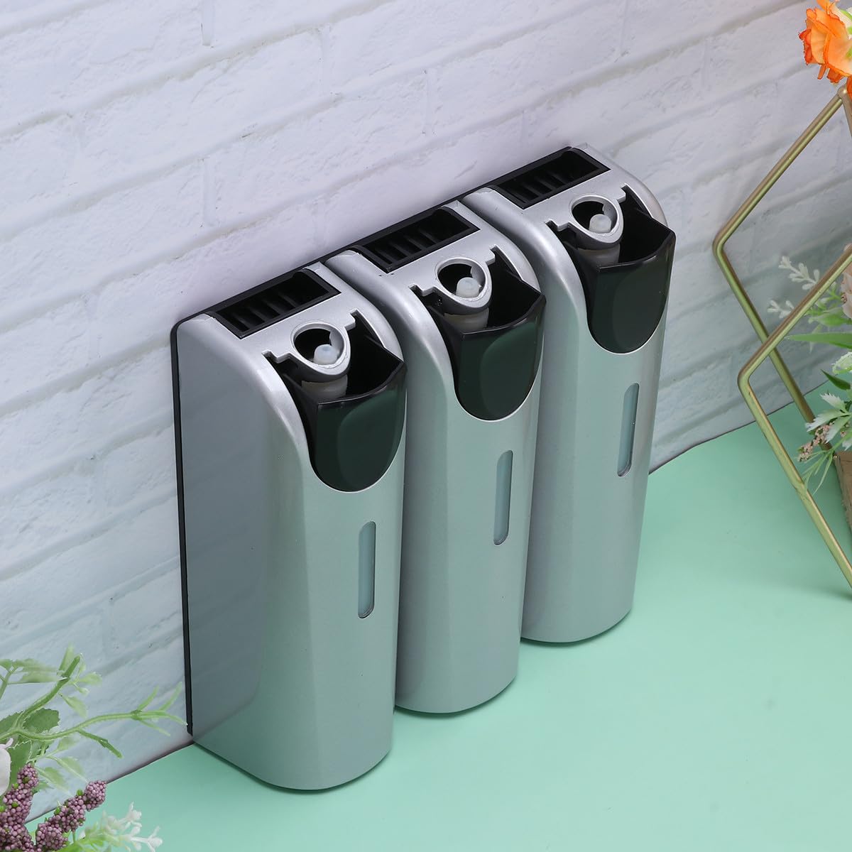 Dispenser da Parete per Bagno 3 Scomparti per Sapone, Shampoo e Gel Doccia, Leggero e Facile da Pulire in Metallo e Plastica, per Uso Domestico