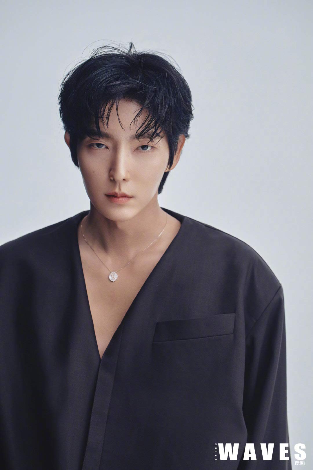 Amazon.co.jp: Waves CHINA Magazine 中国雑誌 LEE JOON GI イ