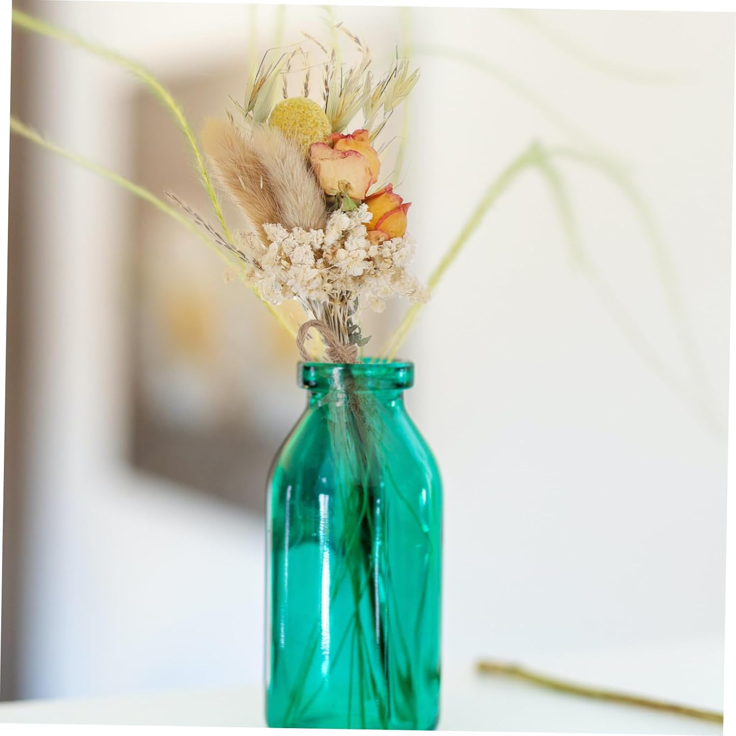 VOSAREA 6pcs Mini Dried Flower Bouquets for Wedding Home Decor Multi Use DIY Supplies Ornamental Small Floral Arrangements for Crafting Table Centerpieces Photography Props