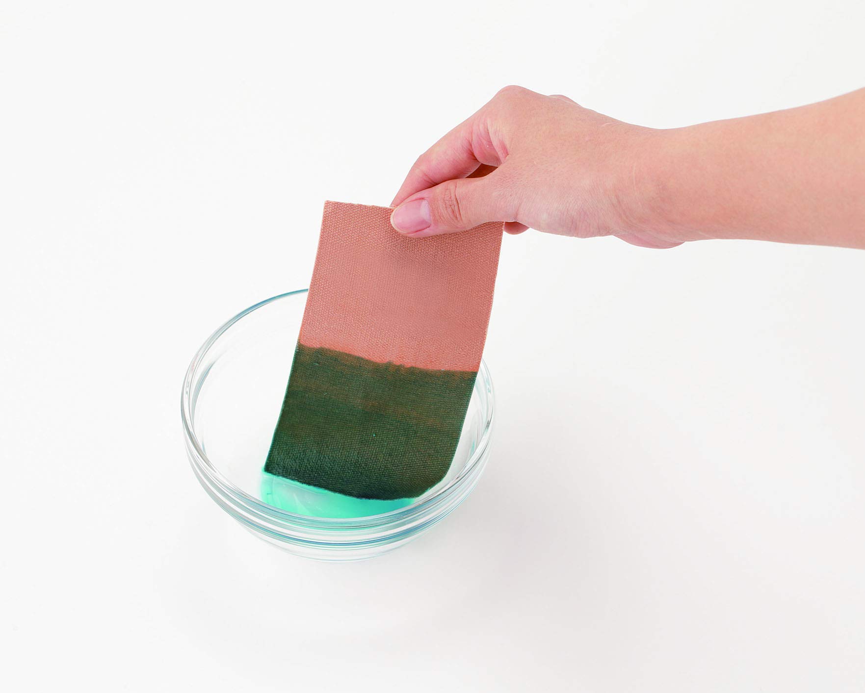 汗かきさんの直貼りワイド汗取りシート（ヒアルロン酸配合・抗菌加工）