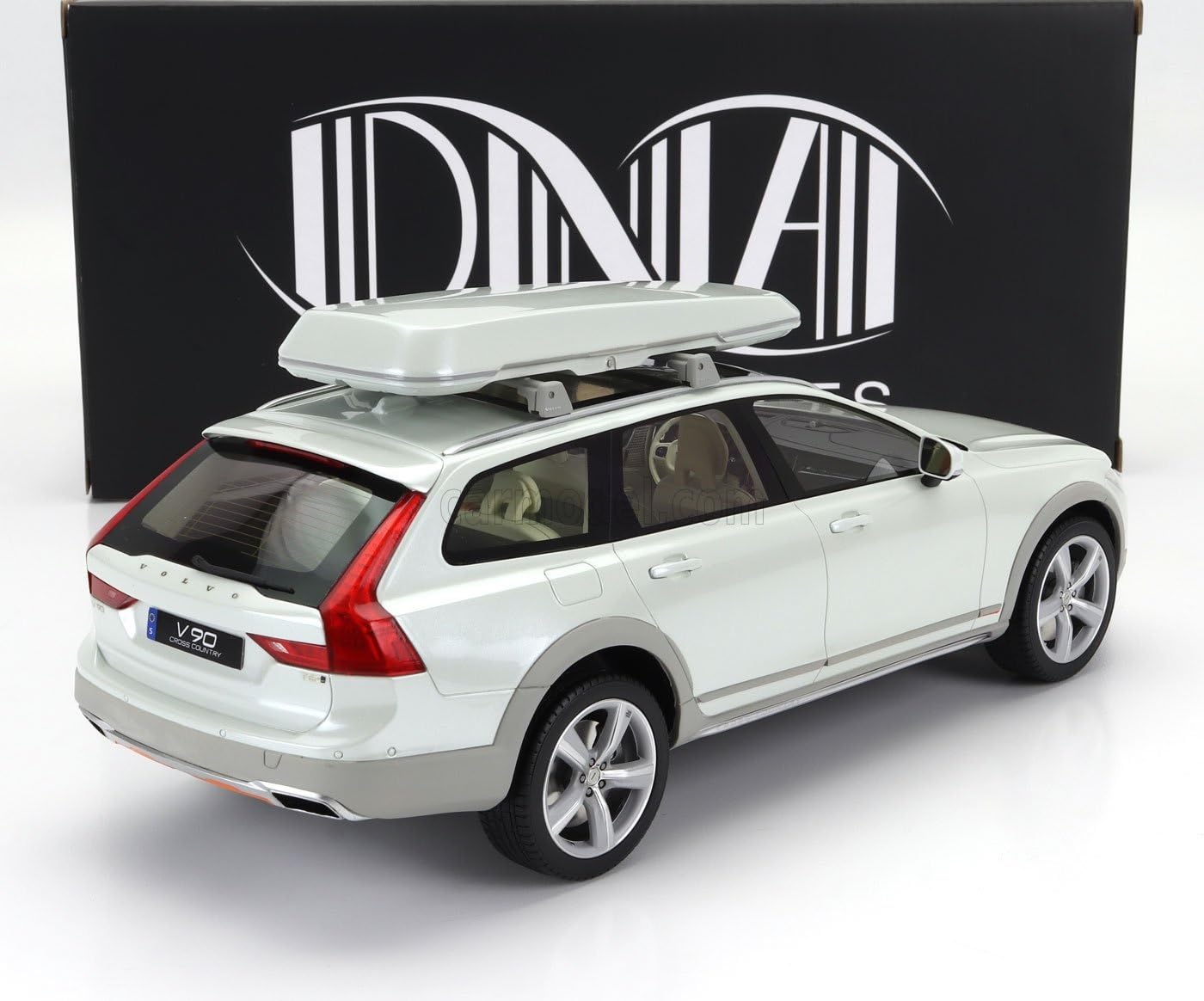 ボルボ 純正品VOLVO V90、V90CC用 スチールガードネット 良品 Amazon.co.jp: ミニカー 1/18 ボルボ V90 DNA COLLECTIBLES 1/18 VOLVO