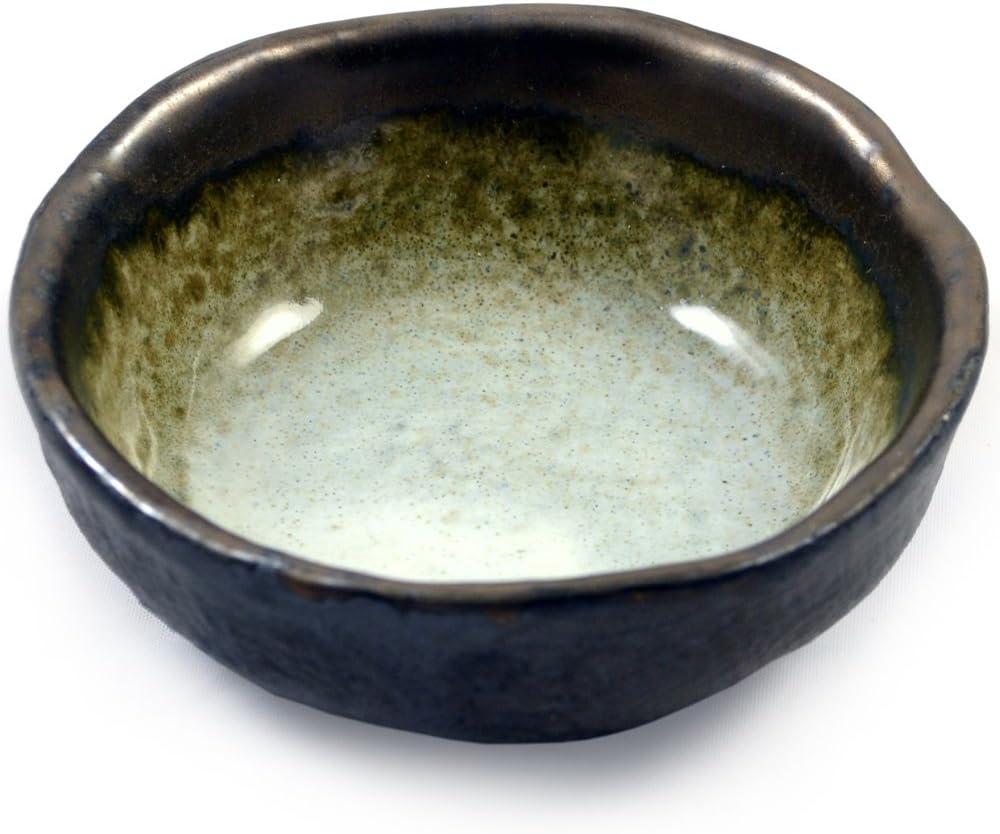 Japanese Small Ceramic Dish for Soy & Wasabi, Sushi, Appetisers and Starters - Beige & Silvery Glazed Stoneware - 8.5cm
