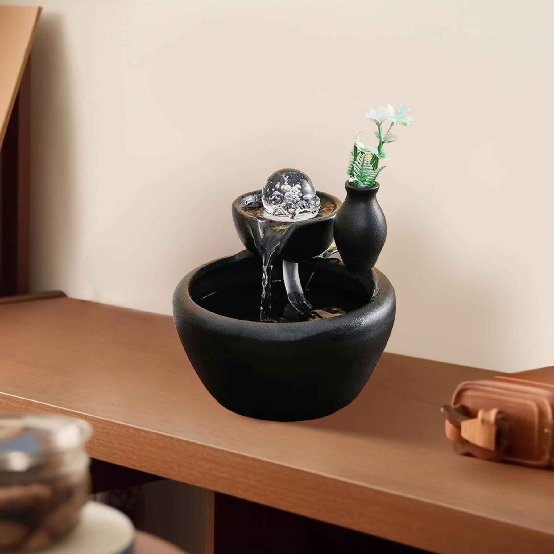 Mini Fontana da Tavolo a circolazione Automatica con Sfera di e Vaso Piccolo, Cascata Interna in Ceramica per Ufficio, casa, Meditazione, Relax