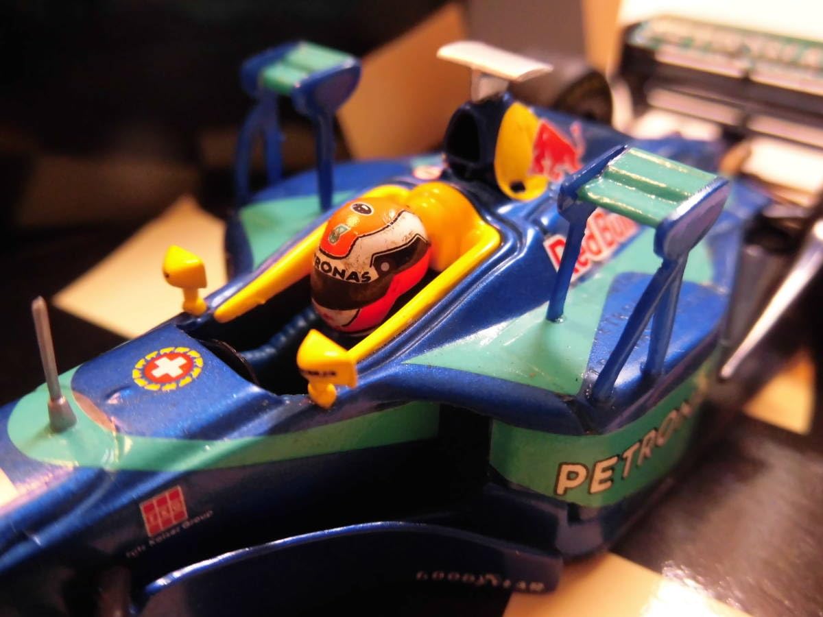 MINICHAMPS  1/43  ジャンアレジ　ザウバー C17 ペトロナス MINICHAMPS 1/43 ジャンアレジ ザウバー C17 ペトロナス MINICHAMPS 1