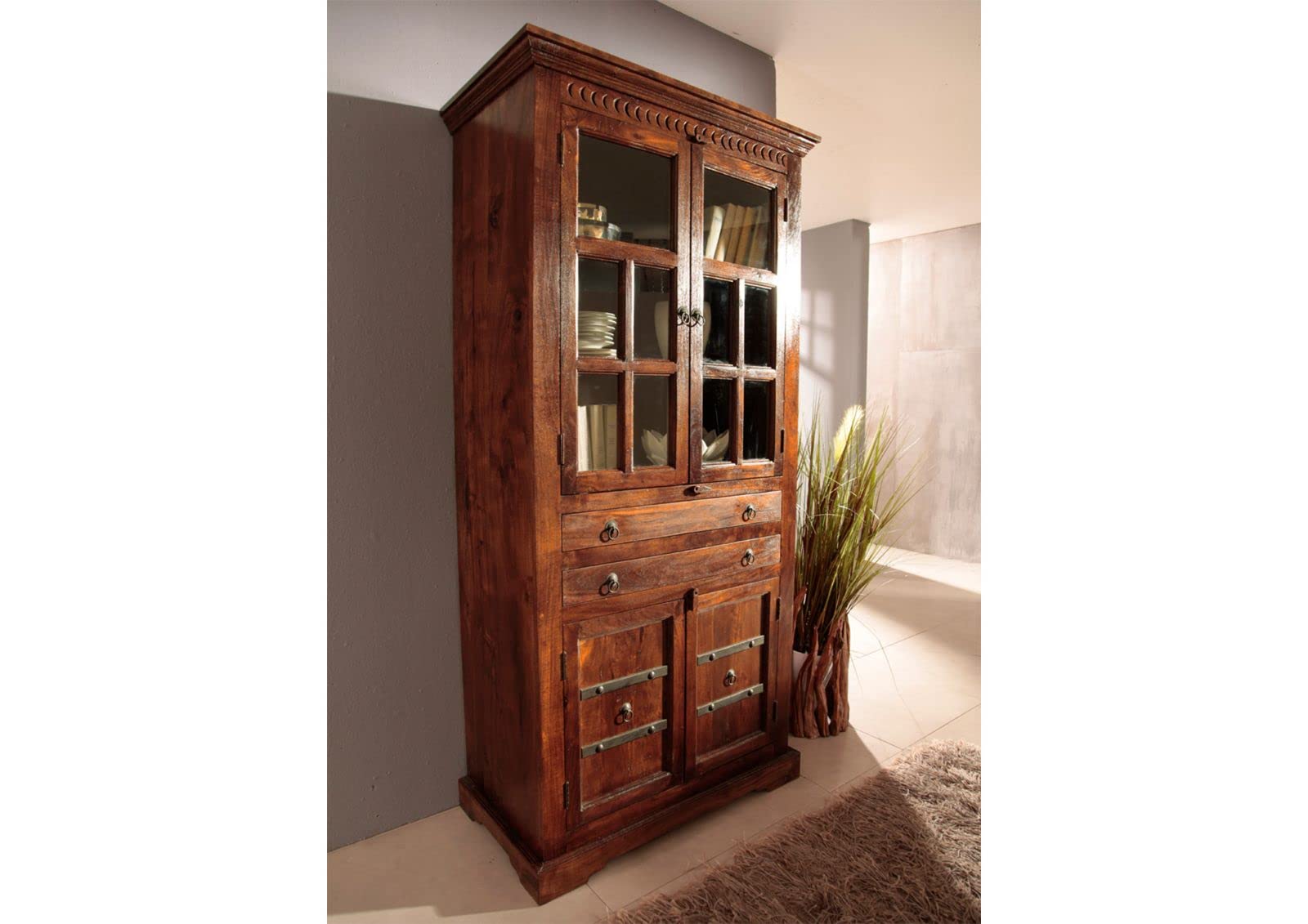 MASSIVMOEBEL24.DE | Oxford Vitrine Akazie 95x50x195, Farbe:Dunkelbraun lackiert, Größe:95x50x195 cm (BxTxH)