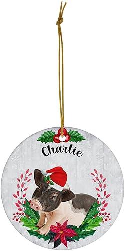 Miniatura 2 de Green Holly Santa Hat Saddle Mini cerdo personalizado nombre adornos de Navidad 2023 círculo blanco cerámica dueño mascota dueño regalos