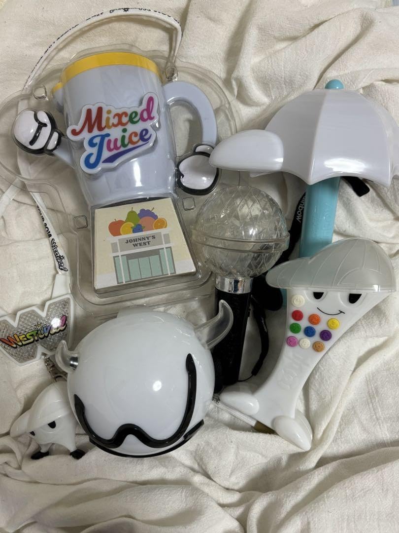 WEST. ペンライト Amazon.co.jp: WESTペンライト XBEA : Toys & Games