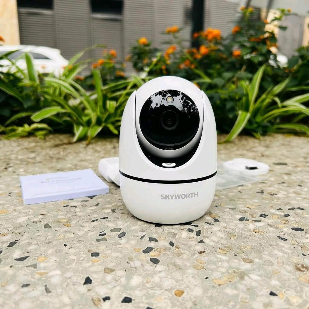 SKYWORTH H30P camera on a surface