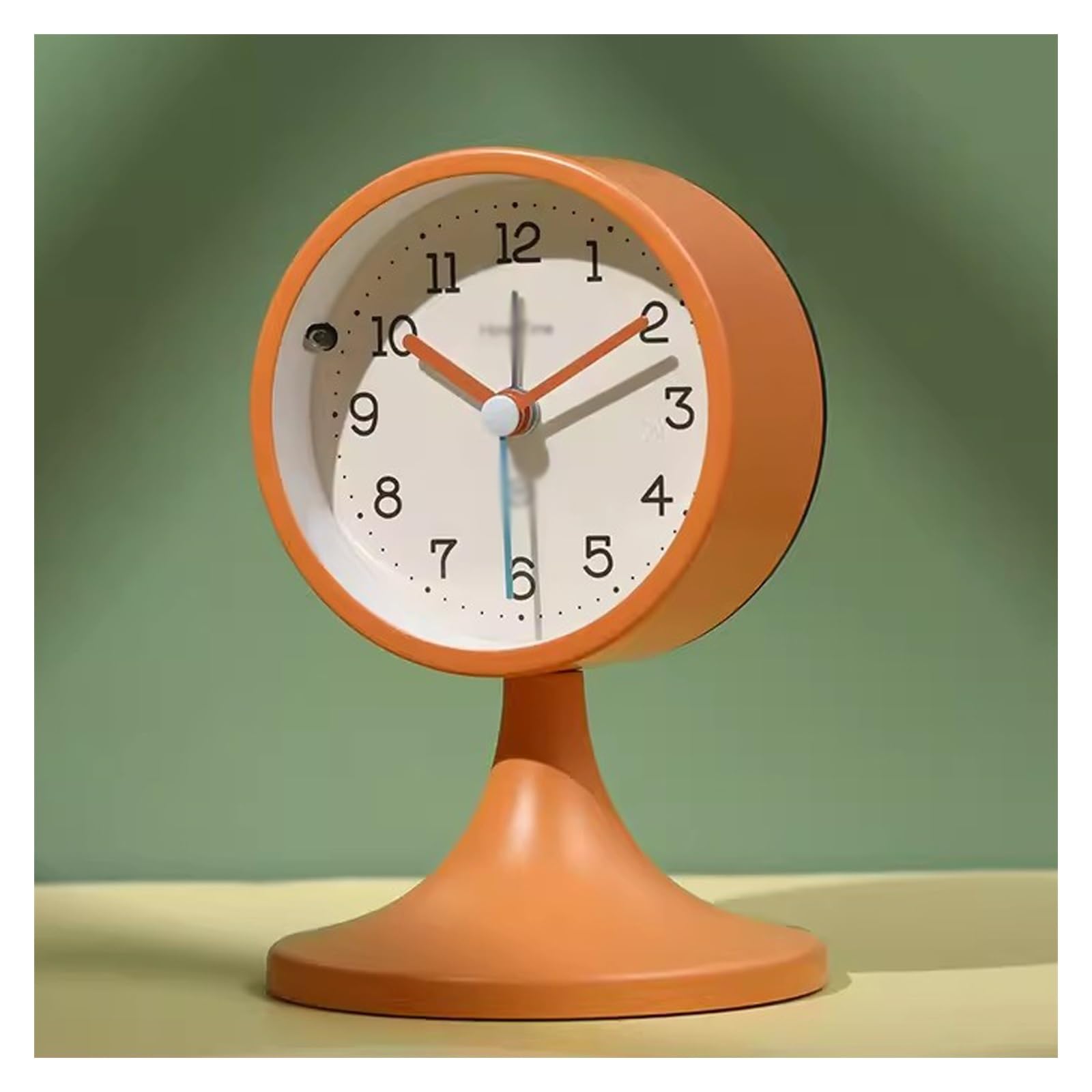 FDEFIRTFG Alarm clock, 5-Inches,Silent Non Ticking Small Clock with Arabic Numerals,Desktop with Night Light(D)