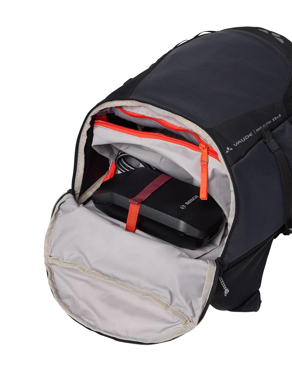 VAUDE Mountainbikerucksack 28L mit Volumenerweiterung, mit Trinksystem-Ausgang, Helmhalterung und Regenhülle - für Alpencross