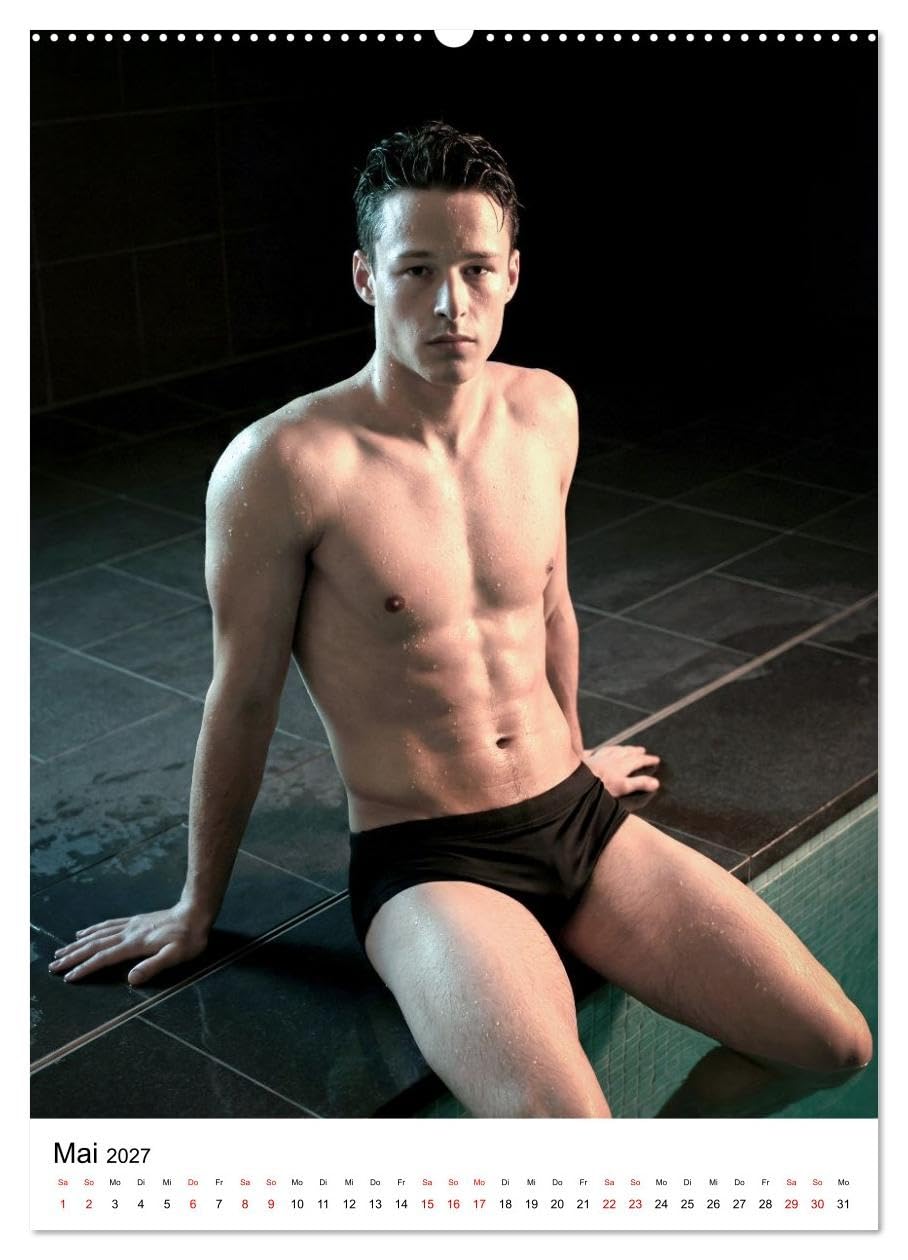 Im Bann des Wassers - Athletische Ästhetik männlicher Schwimmer (hochwertiger Premium Wandkalender 2027 DIN A2 hoch), Kunstdruck in Hochglanz: ... voller Präsenz und Dynamik. (CALVENDO Erotik)