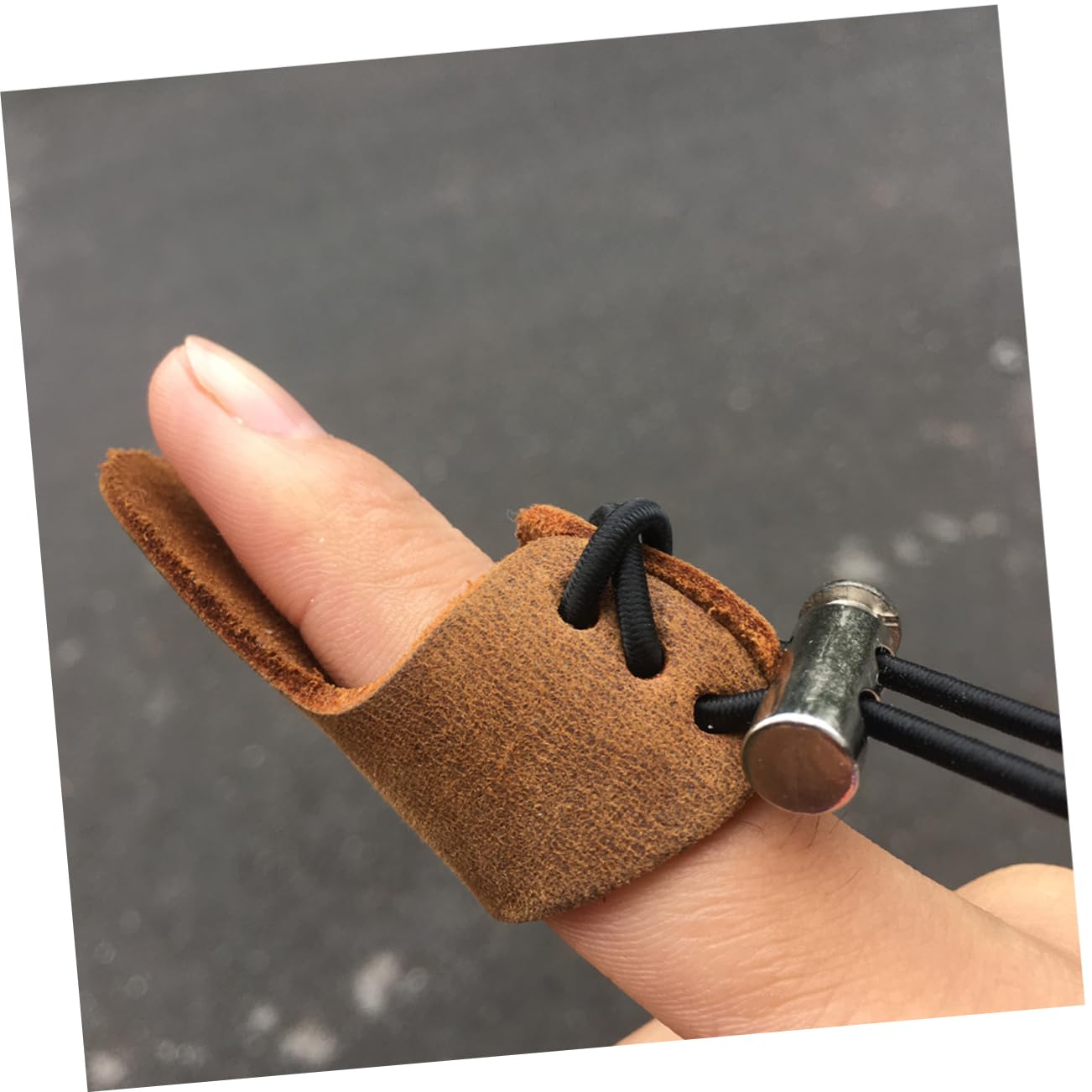 Ipetboom Sports Protective Gear and Arrow Finger Guards Leather Easy to Use and Carry