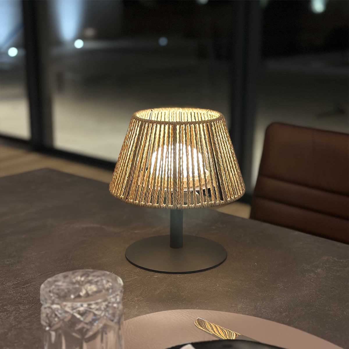 Lumisky - Juego de 2 lámparas de mesa inalámbricas de rafia natural, LED blanco cálido/blanco regulable (2 unidades, 2 unidades, estándar MINI RAFFY H22 cm)