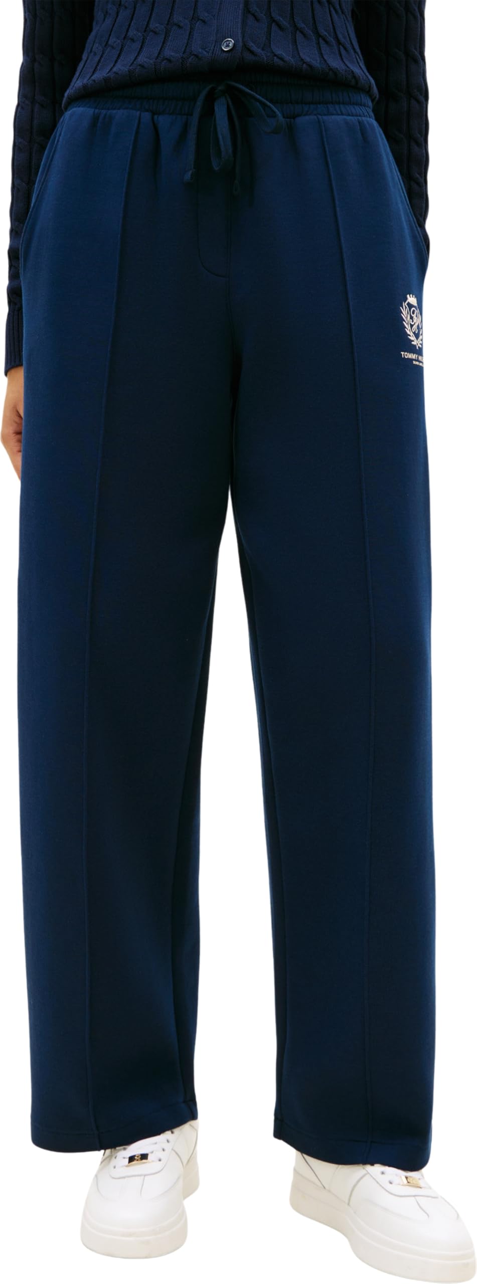 Mode von Calvin Klein & Tommy Hilfiger