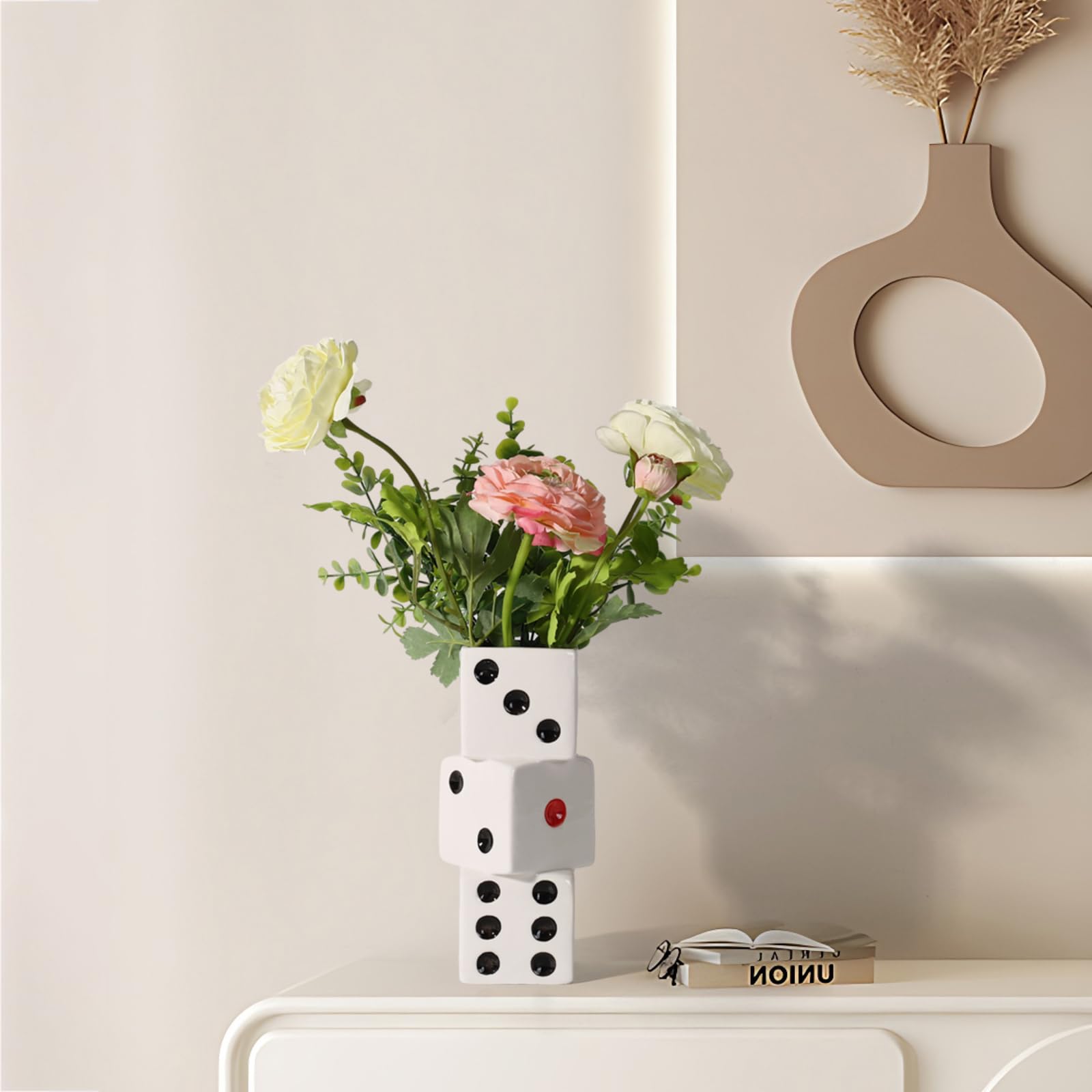 stussy 花瓶　CERAMIC DICE VASE WHITE Amazon.com: XMMEIMK Dice Vase White Ceramic Vase for Home
