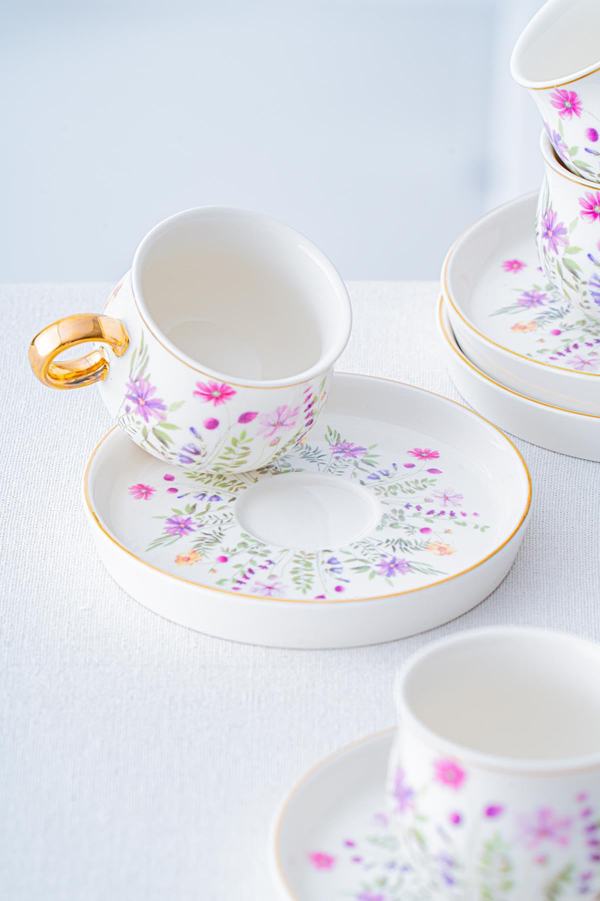 Lidya Kaffeetassen Set für 6 Personen – 90 ml – Porzellan – Goldrand – Blumenmuster – Türkisches Kaffeetassen Set